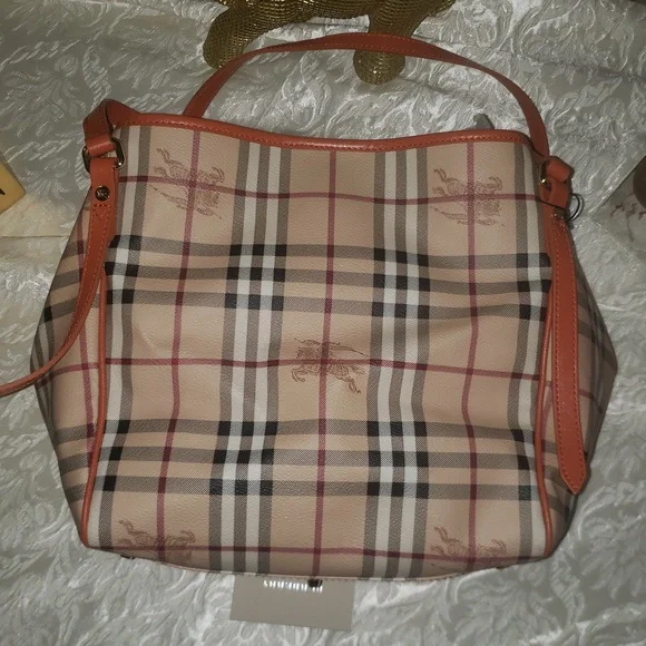 Burberry Haymarket Canterbury Tote - Picture 8 of 16